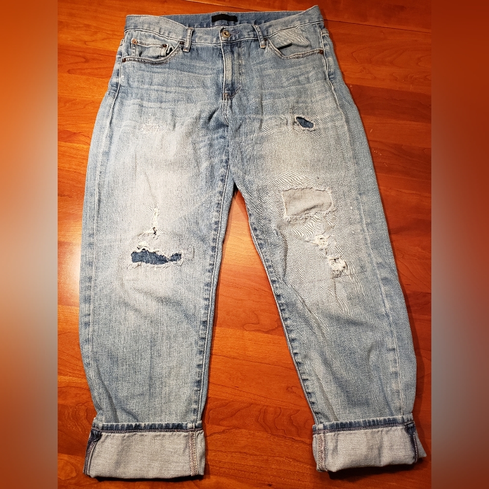 UNIQLO High rise, baggy distressed jeans, Size 27, faded blue wash